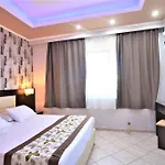 Thassos Grand فندق يميناريا