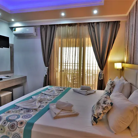 Thassos Grand