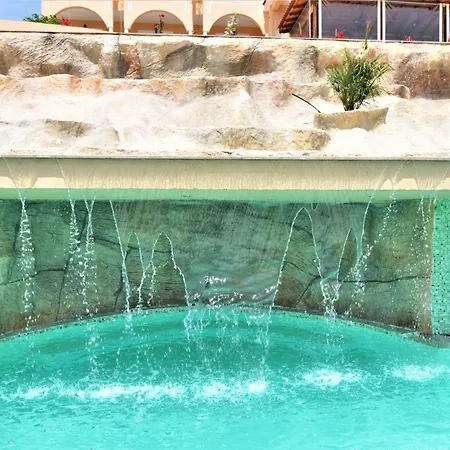 Grand Thassos يميناريا